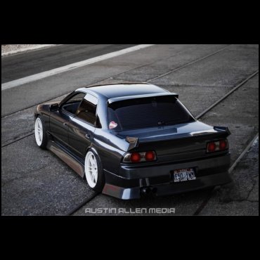 1991 Nissan Skyline photo