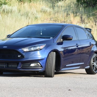 2017 Ford Focus ST photo