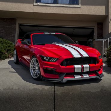 2016 Ford Mustang photo