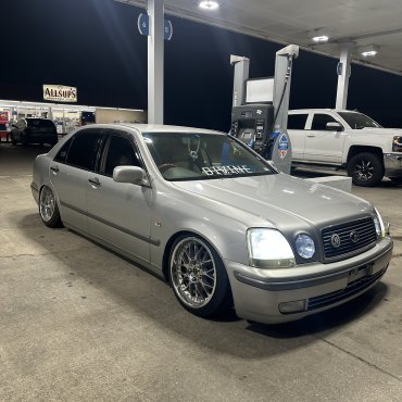 1998 Toyota Progres nc250 photo