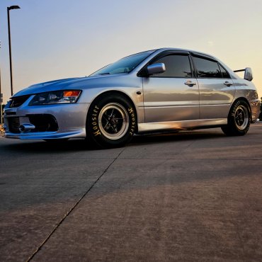 2006 Mitsubishi Evo photo