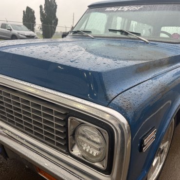 1972 Chevy C10 suburban photo