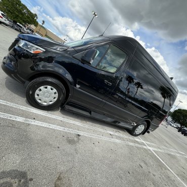 2024 Mercedes Sprinter 2500 photo