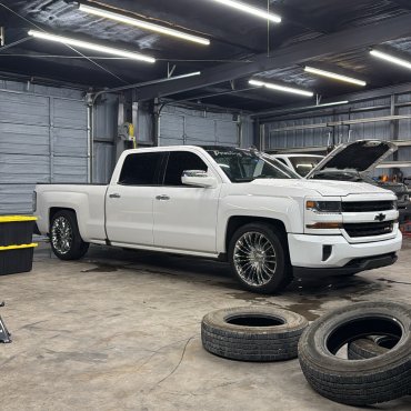 2017 Chevy Silverado photo