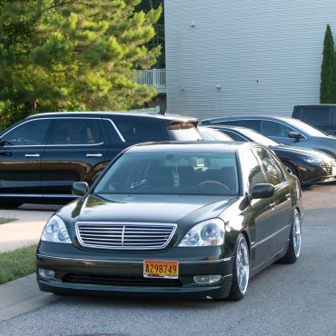 2002 Lexus LS430 photo