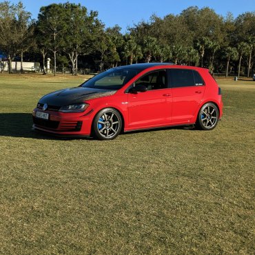 2016 VW GTI photo