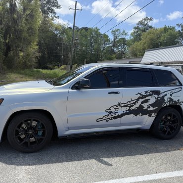 2018 Jeep Grand Cherokee SRT photo