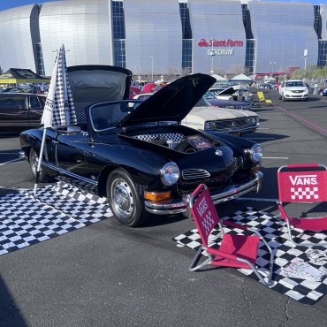 1972 VW Karmann Ghia photo