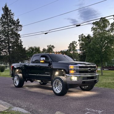 2015 Chevy Silverado 2500HD photo